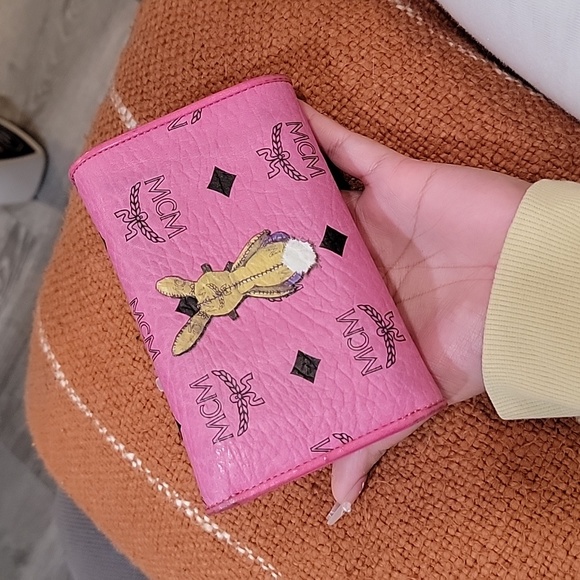 McM fold Wallet - Picture 3 of 8